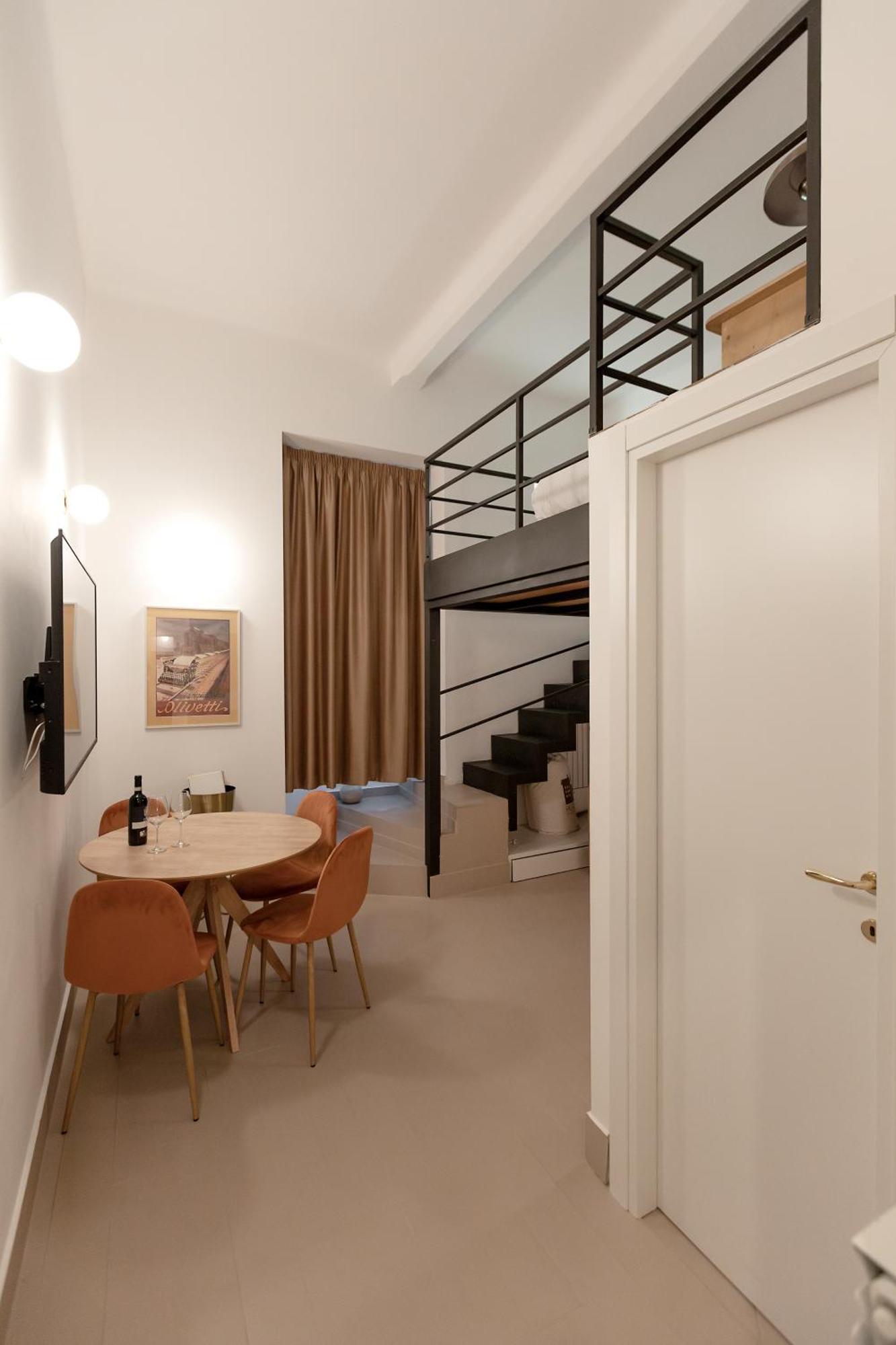 Restart Accommodations Colle Oppio E Paganini Roma Esterno foto