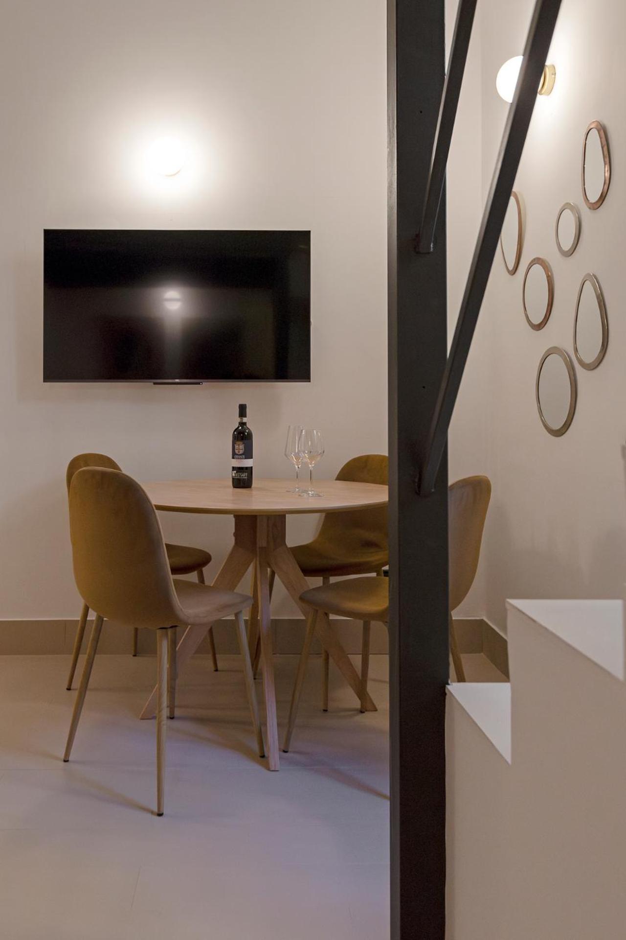 Restart Accommodations Colle Oppio E Paganini Roma Esterno foto